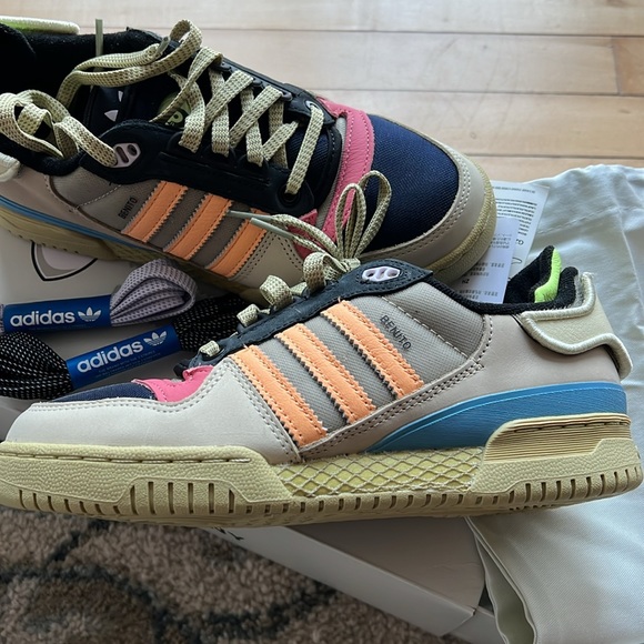 adidas Forum Bad Bunny x Powerphase Catch and Throw 2022 W 7 / M 6 - Picture 3 of 5